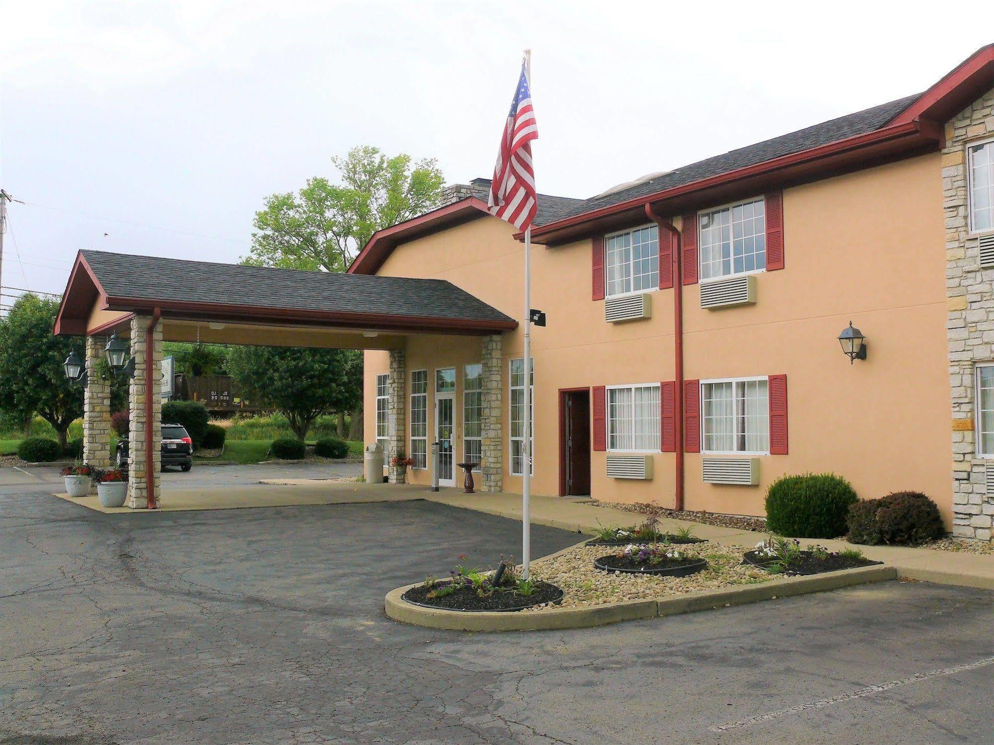 The Woodridge Inn Connersville Eksteriør bilde